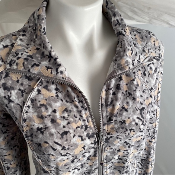 Lululemon Fleur Silver Spoon Asana multicolor gray tan jacket - Picture 3 of 8